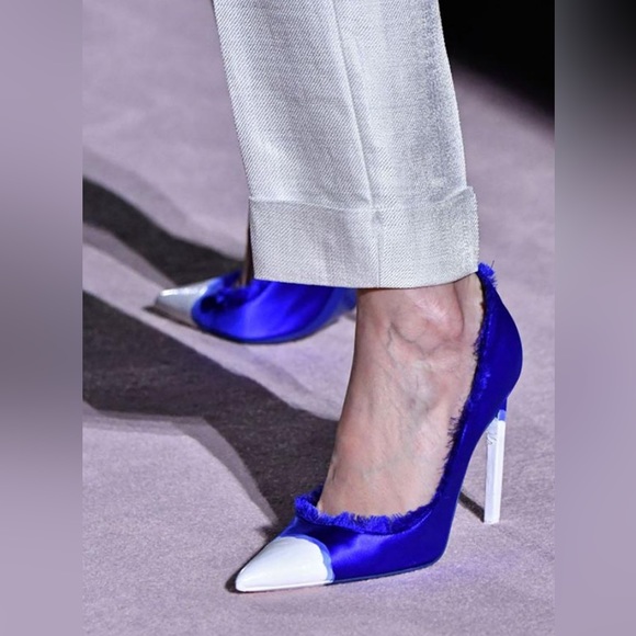 Tom Ford Cobalt Blue Satin Pointed Toe Pumps with a Dipped Dyed Finish, Size 40 - Picture 13 of 15